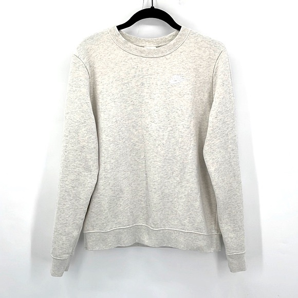 Nike Tops - Nike Sportswear Club Fleece Crewneck Sweatshirt Size Small